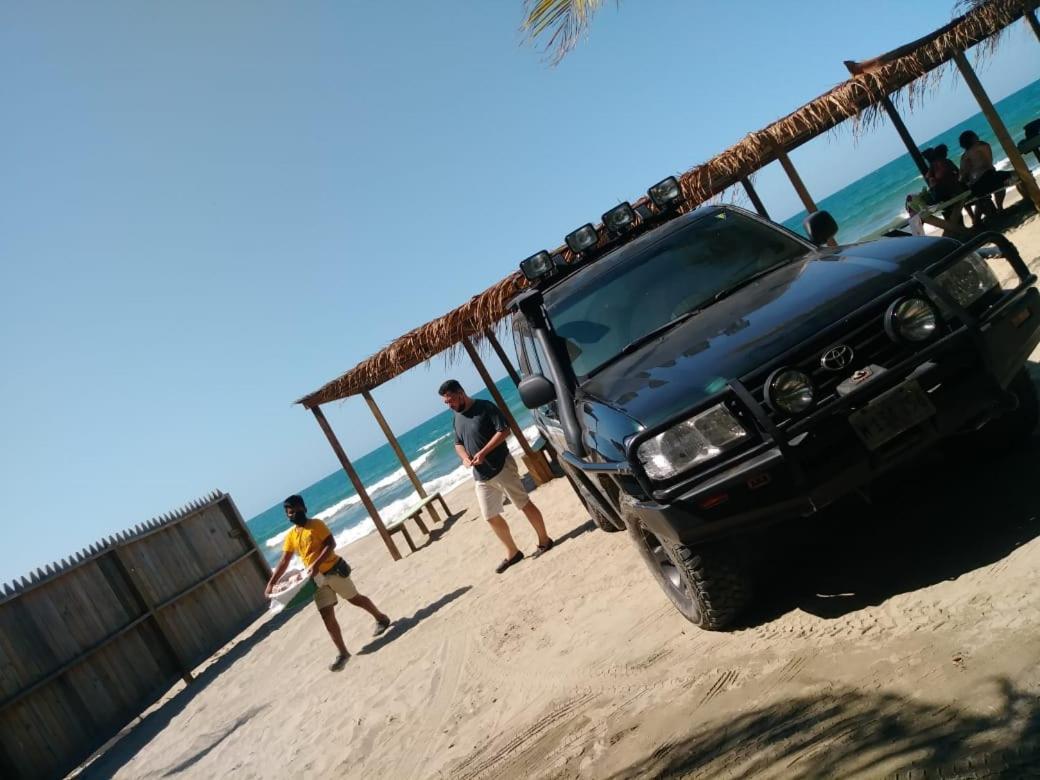 Plasencia Estate اوموا المظهر الخارجي الصورة