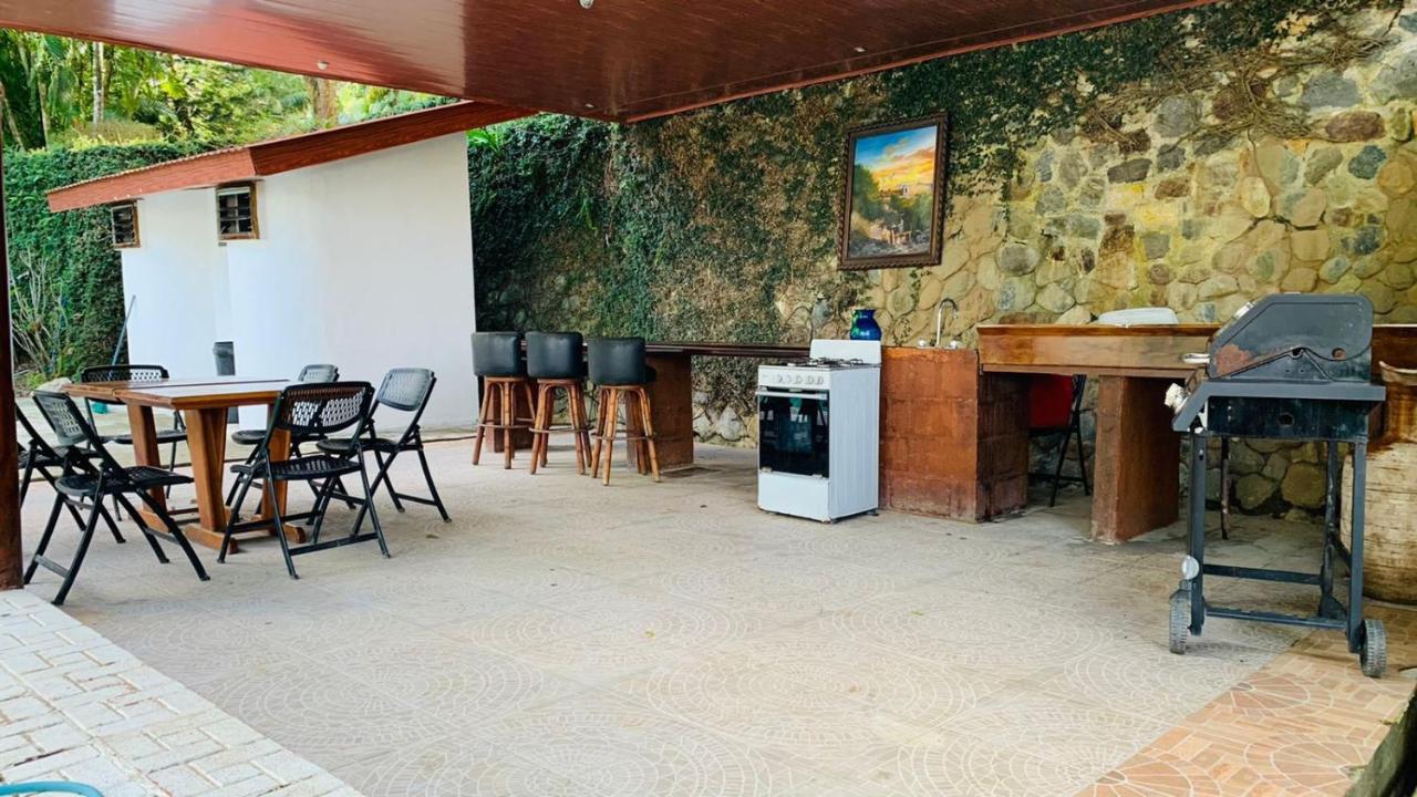 Plasencia Estate اوموا المظهر الخارجي الصورة